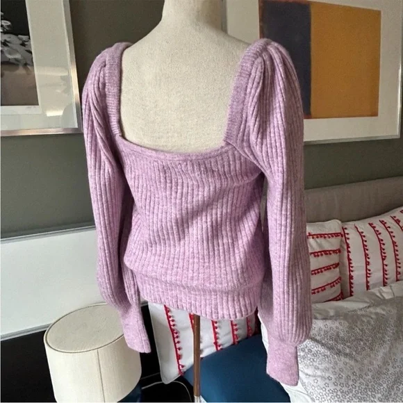 Minkpink Lilac Saeeda Square Neck Knit pink lavender puff sleeve size small - Picture 3 of 7